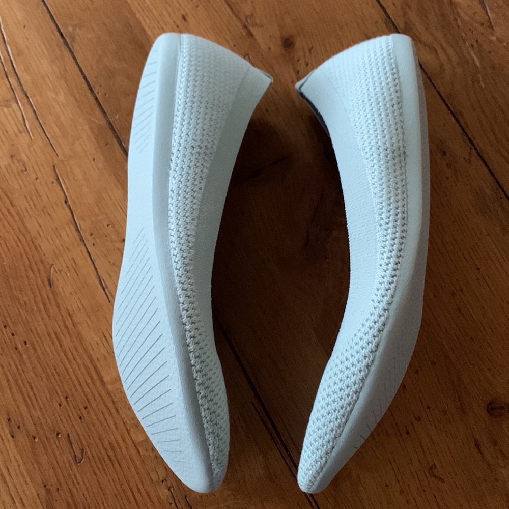 allbirds Women’s Light Blue Knit Flats - Picture 4 of 13